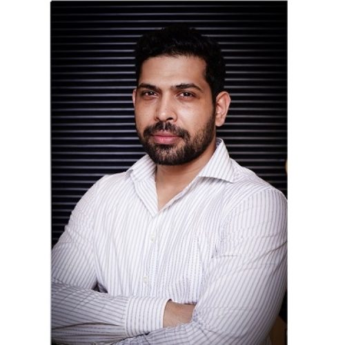 Precision and Innovation in Orthopaedics: Dr. Dibya Singha Das on Robotics and Opulent Gold Knee Implants